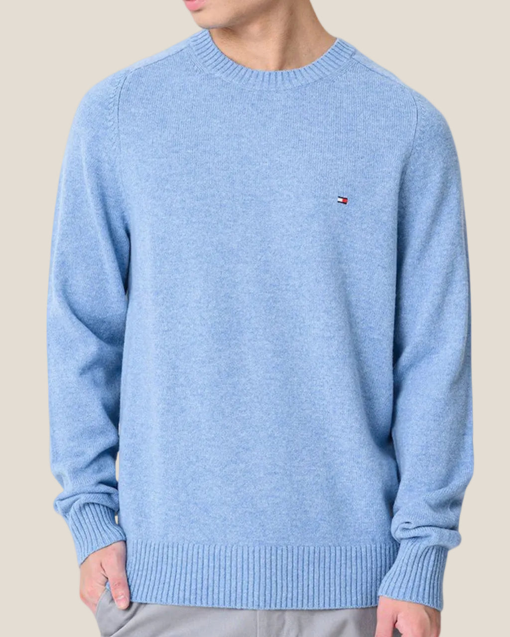 Maglione Girocollo In Lana Con Logo Bandierina Ricamato