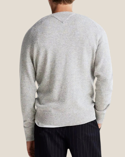 Maglione Girocollo In Lana Con Logo Bandierina Ricamato